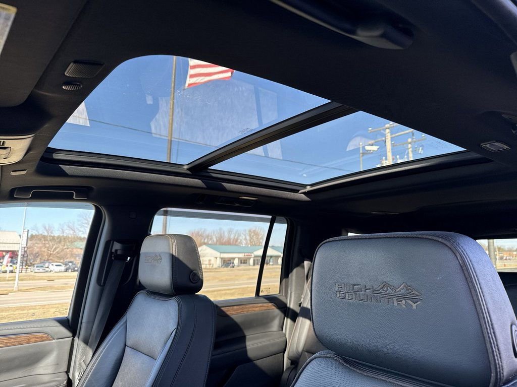 Certified 2023 Chevrolet Suburban High Country image 18