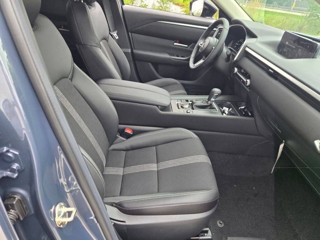 New 2026 MAZDA CX-50 AWD 2.5 S w/ Select Package image 4