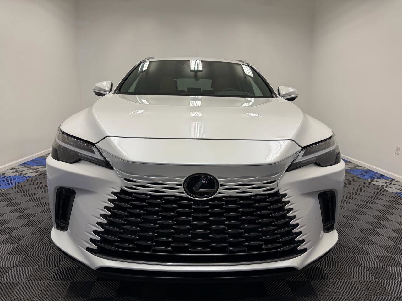 Used 2025 Lexus RX 350 Premium Plus w/ Convenience Package image 2