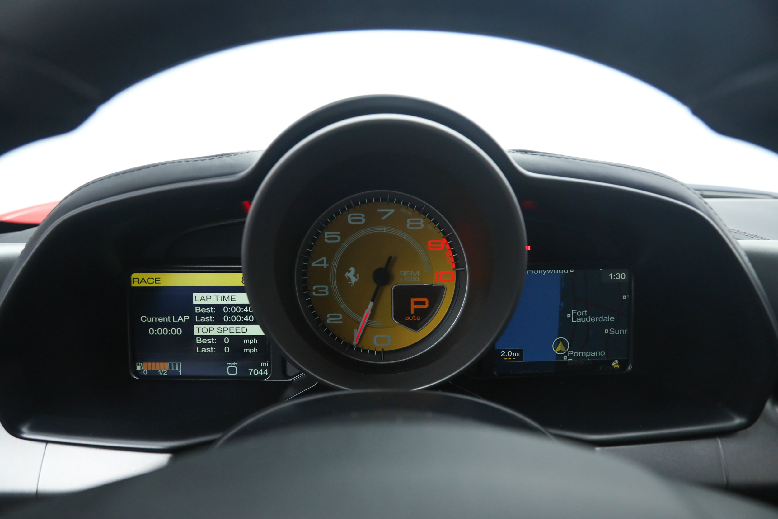 Certified 2015 Ferrari 458 Italia Coupe RWD image 24