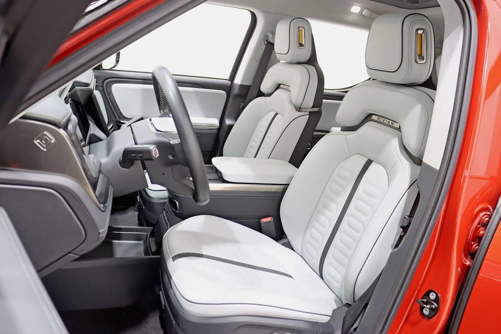 Used 2022 Rivian R1T Adventure AWD/4WD image 29