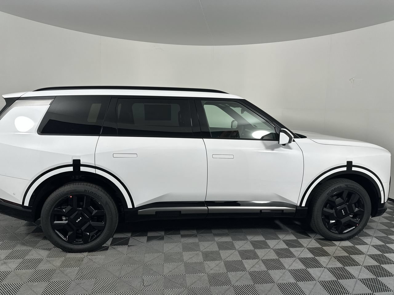 New 2027 Kia Telluride SX w/ Towing Package FWD image 18
