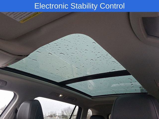 Used 2021 Volkswagen Tiguan SE image 17