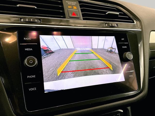 Used 2018 Volkswagen Tiguan SEL FWD image 20