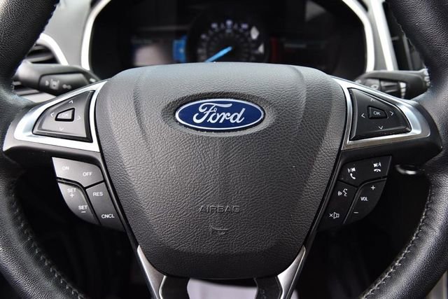 Used 2019 Ford Edge SEL w/ Equipment Group 201A FWD image 16