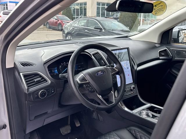 Used 2024 Ford Edge Titanium image 21