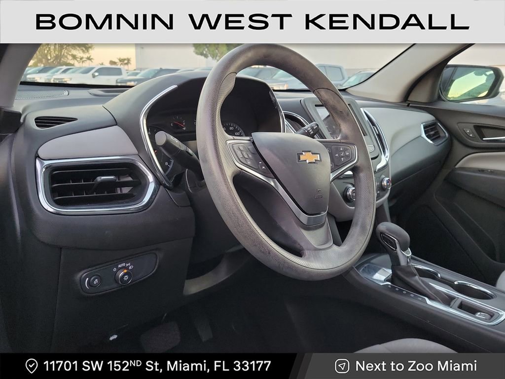 Used 2023 Chevrolet Equinox LS w/ Midnight Edition image 7