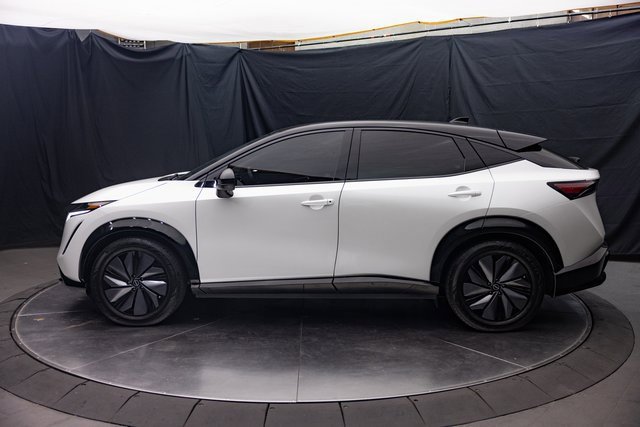 Used 2023 Nissan Ariya AWD image 5