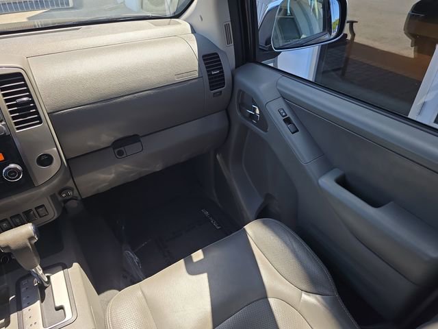 Used 2019 Nissan Frontier SL image 14