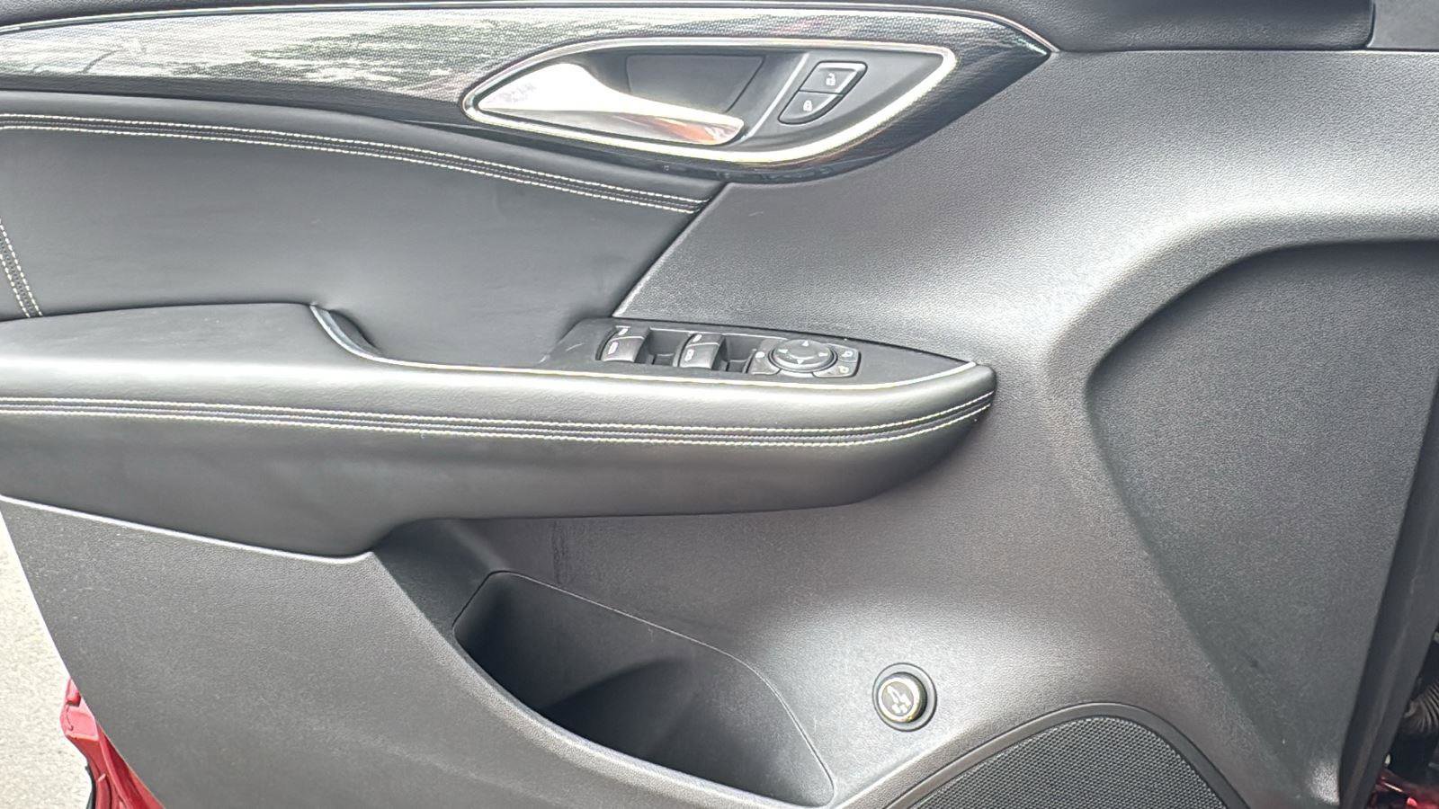 Used 2021 Buick Envision Preferred FWD image 8