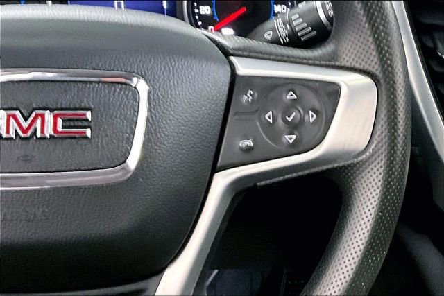 Used 2023 GMC Acadia SLE w/ LPO, Black Accent Package image 12