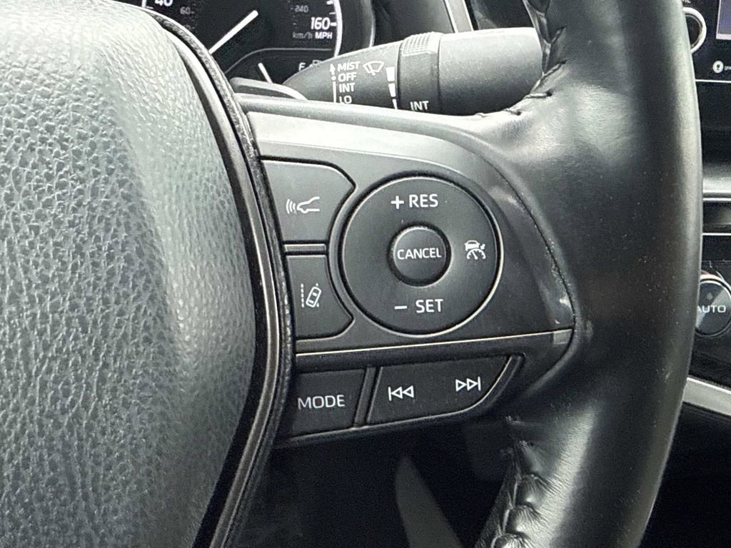 Used 2021 Toyota Camry SE FWD image 20