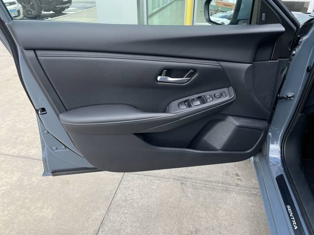 Used 2025 Nissan Sentra SV w/ Trunk Package FWD image 14