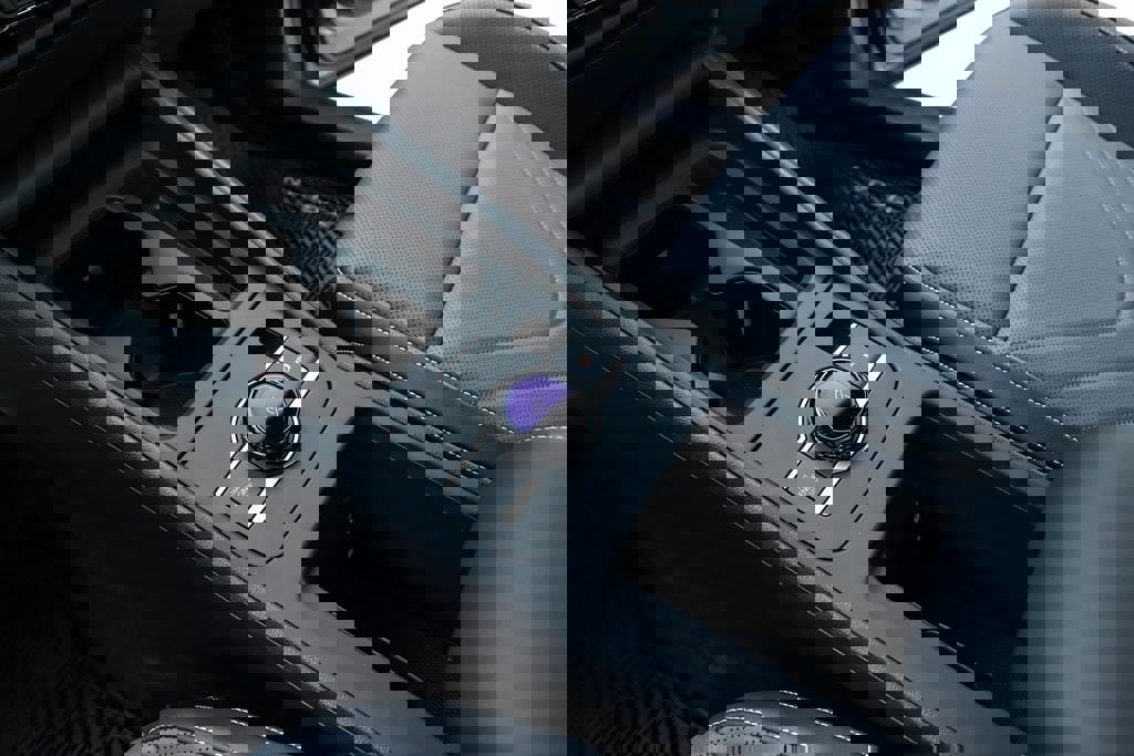 New 2026 Volkswagen Tiguan SE R-Line image 24