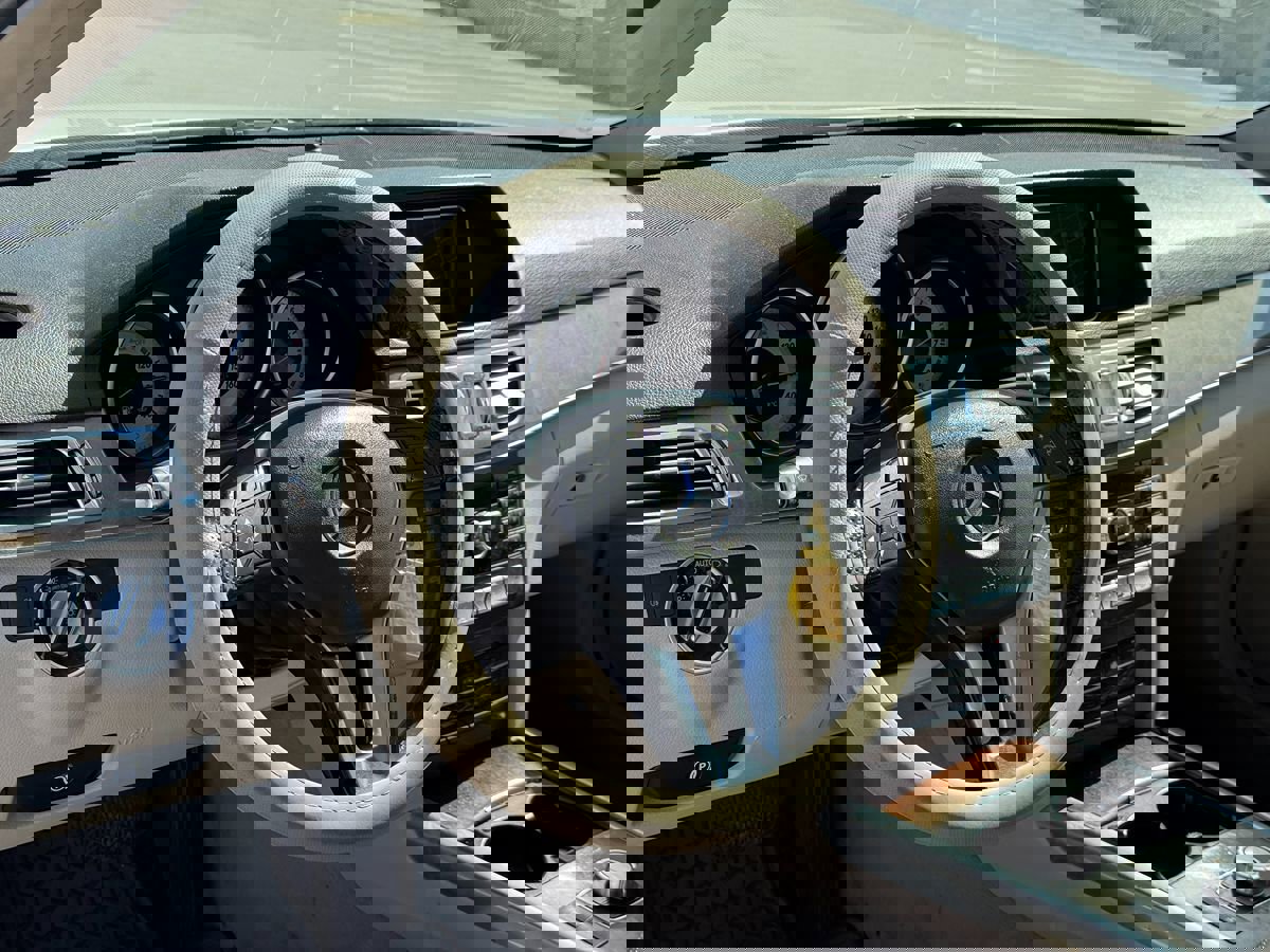 Used 2014 Mercedes-Benz E 350 Sport image 16