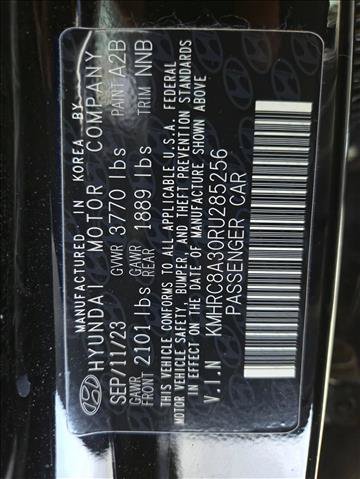 Used 2024 Hyundai Venue SEL FWD image 23