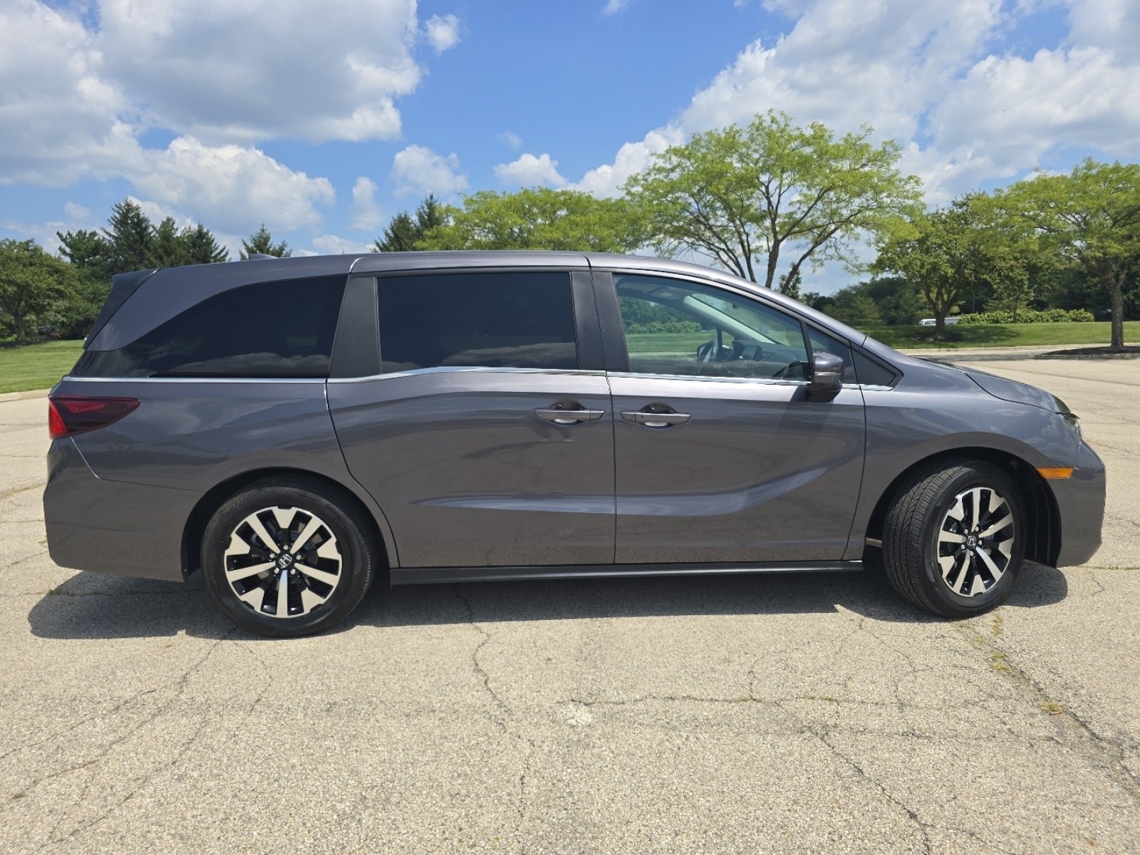 Certified 2025 Honda Odyssey EX-L image 20