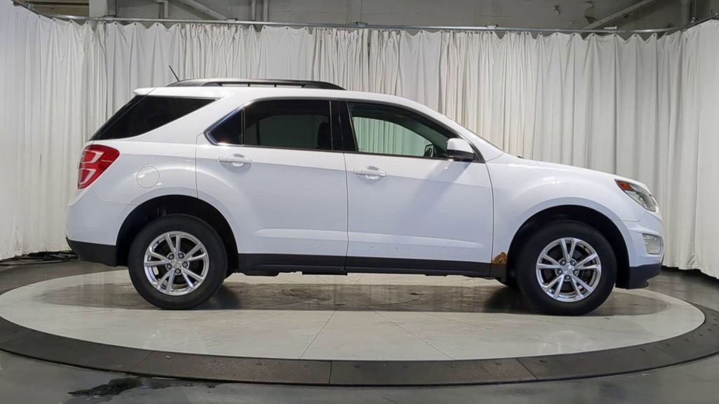 Used 2017 Chevrolet Equinox LT w/ Convenience Package AWD/4WD image 11
