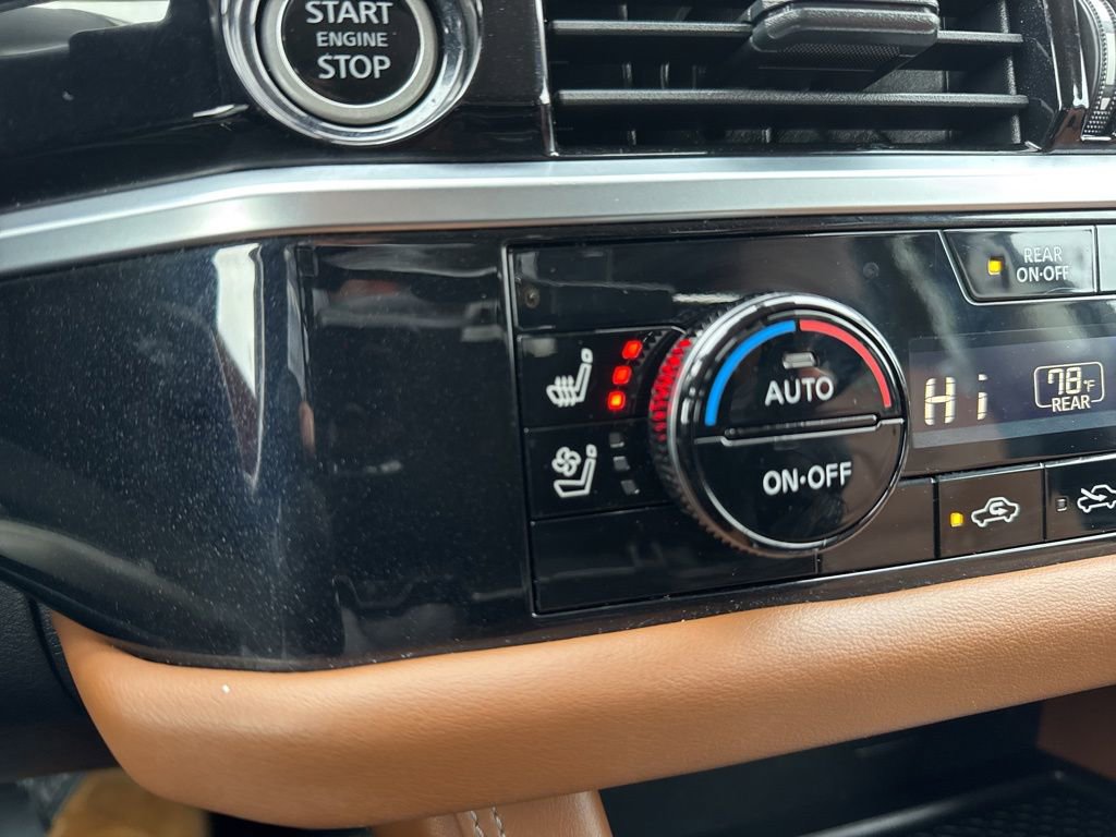 Used 2024 Nissan Pathfinder Platinum image 24