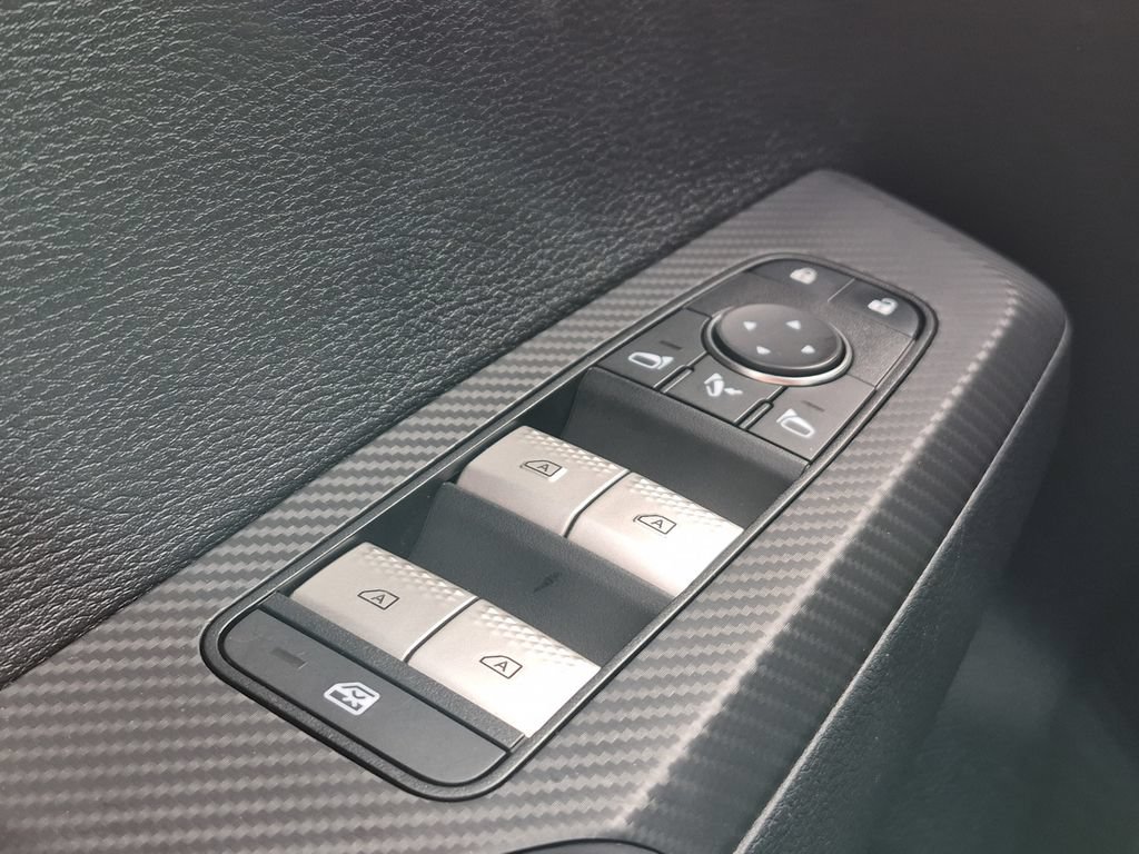 Used 2023 Mitsubishi Outlander SE FWD image 20