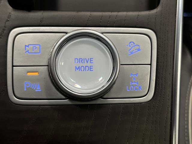 Used 2023 Genesis GV80 3.5T Advanced + w/ Cargo Package image 25