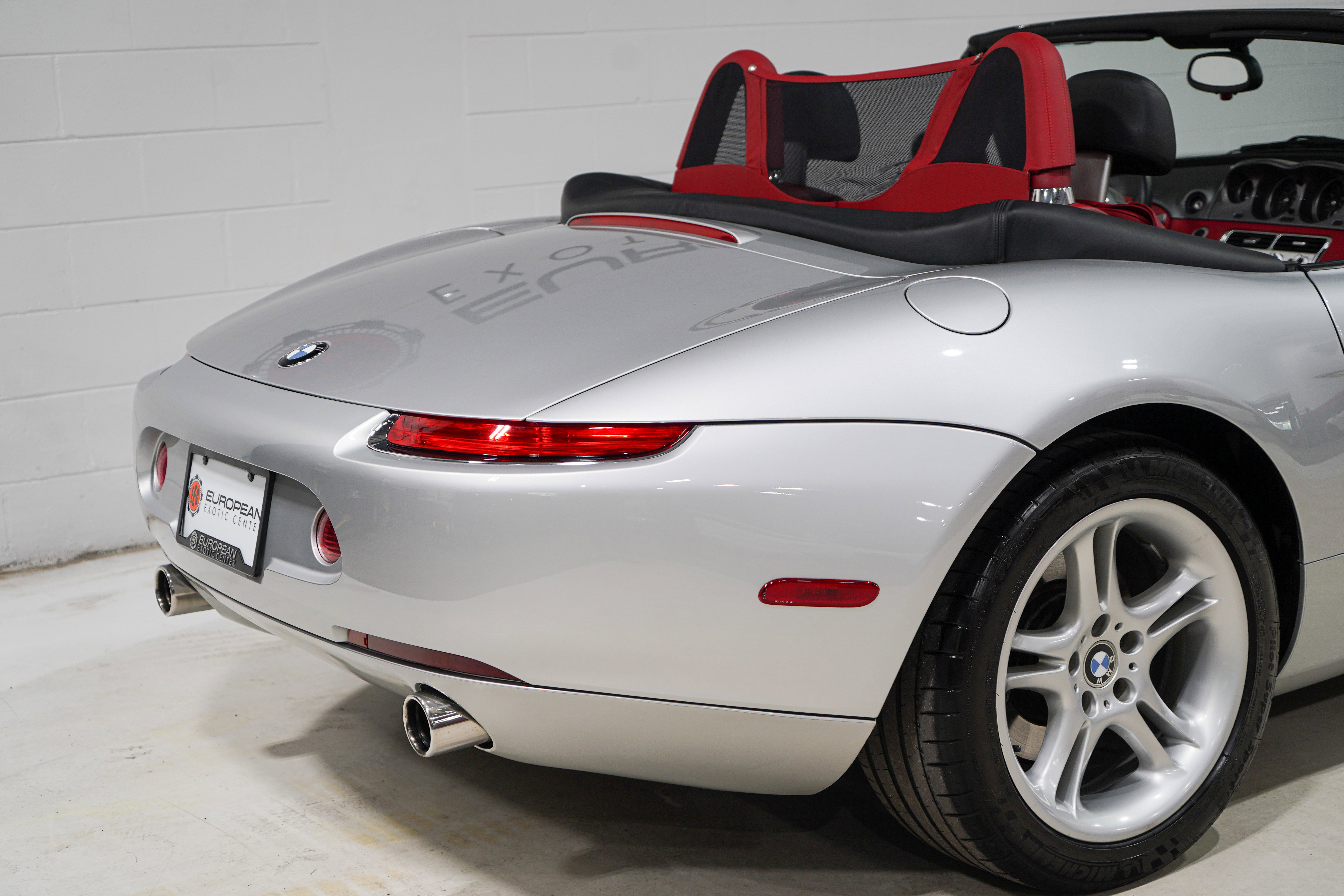 Used 2000 BMW Z8 RWD image 24