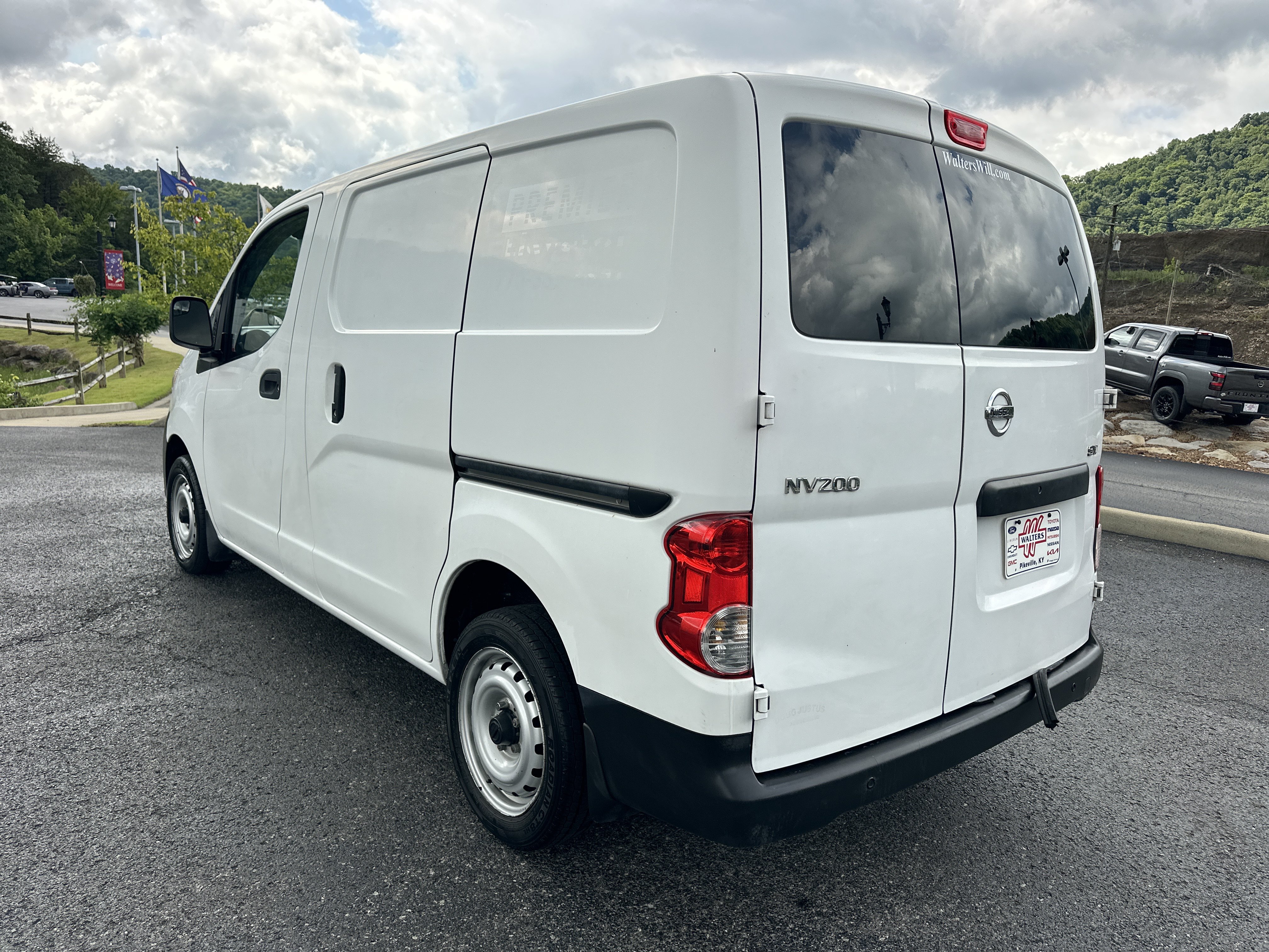 Used 2016 Nissan NV200 SV w/ Technology Package FWD image 7