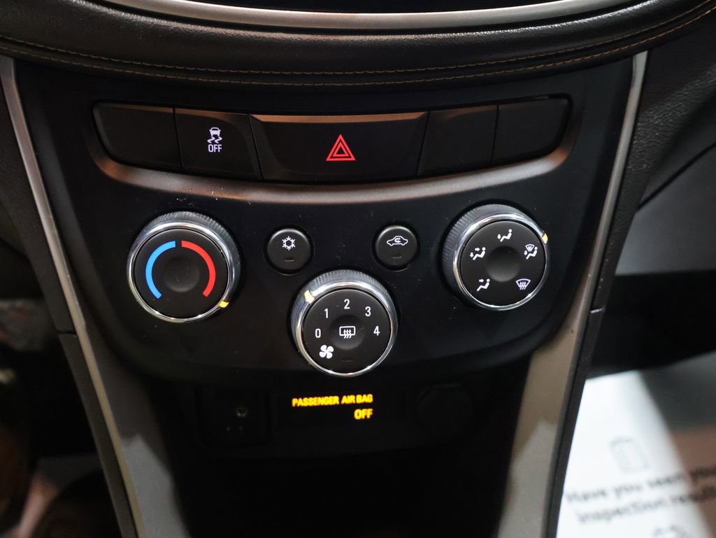 Used 2018 Chevrolet Trax LS image 28
