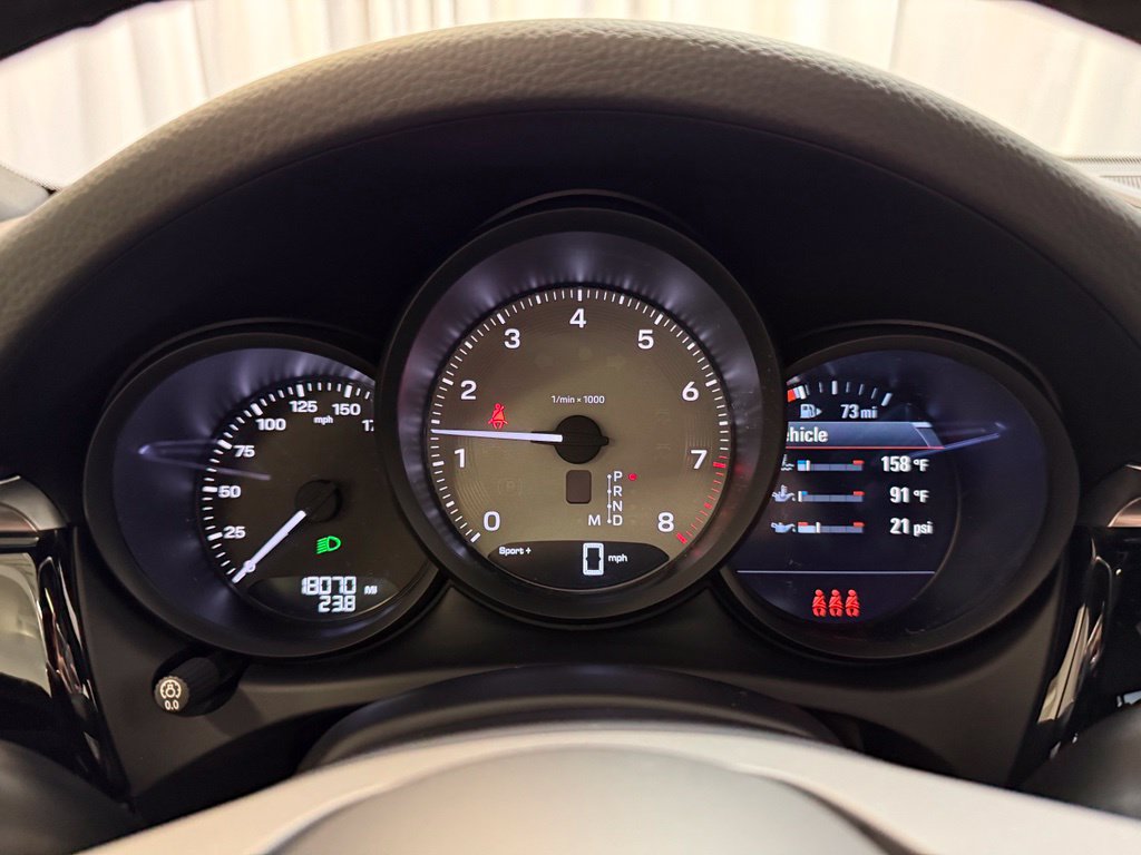 Used 2022 Porsche Macan S AWD/4WD image 8