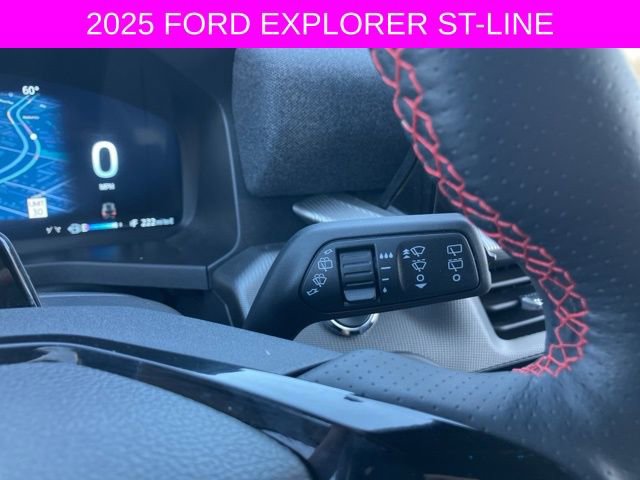 Used 2025 Ford Explorer ST-Line w/ ST-Line Street Pack AWD/4WD image 30