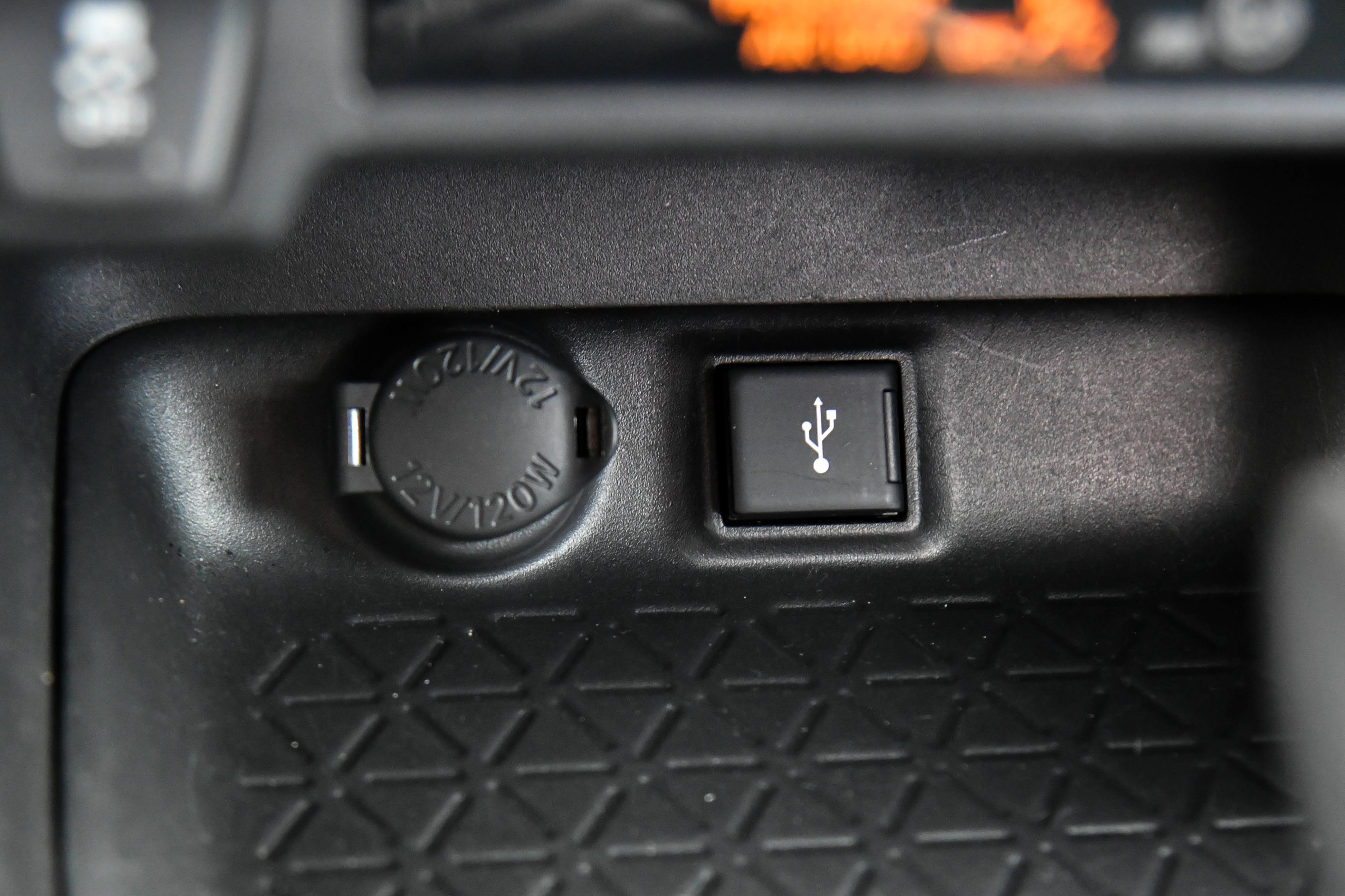 Used 2021 Toyota RAV4 LE FWD image 22