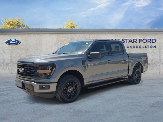 Used 2026 Ford F150 XLT w/ XLT Black Appearance Package RWD image 4
