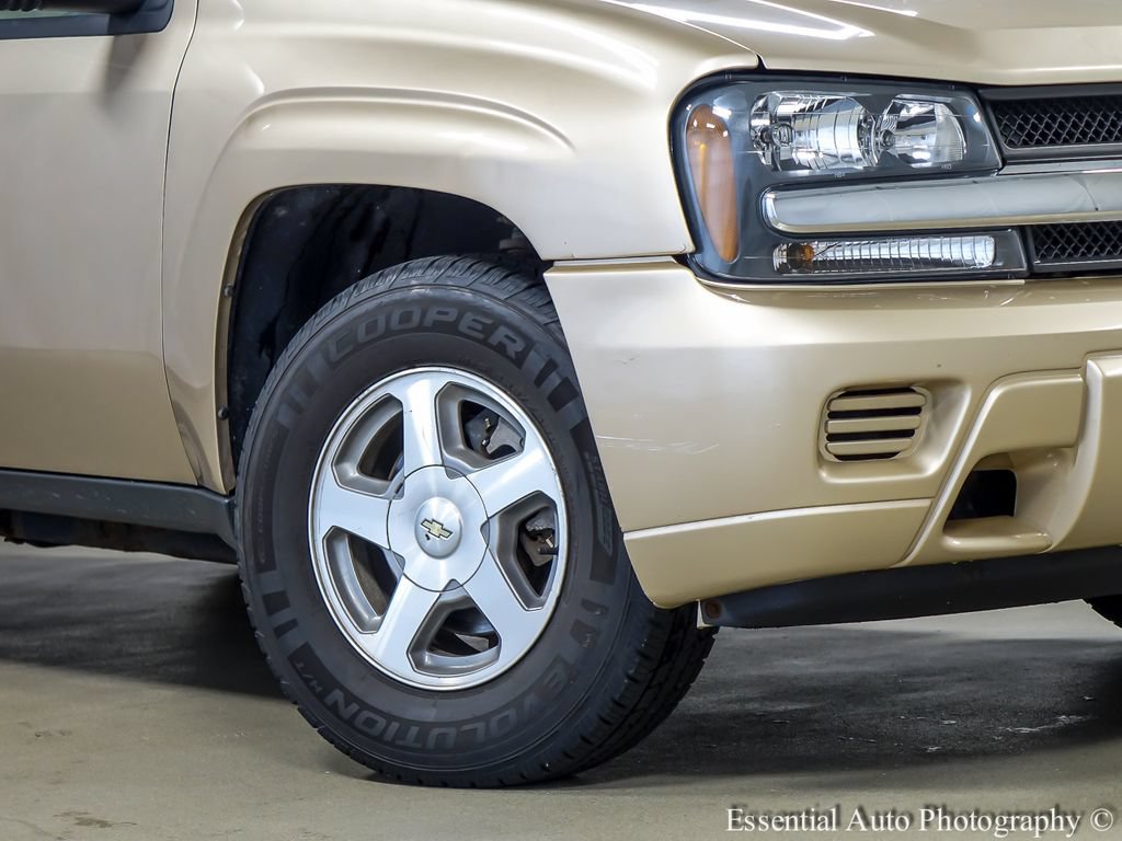 Used 2005 Chevrolet TrailBlazer LS RWD image 4