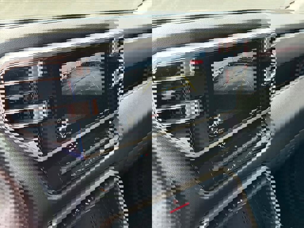 Used 2022 Toyota Tundra SR5 image 27