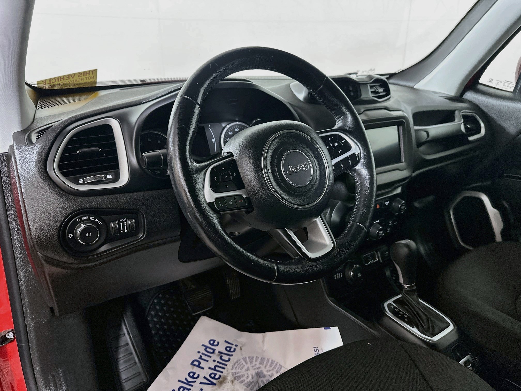Used 2020 Jeep Renegade Latitude w/ Cold Weather Group AWD/4WD image 9