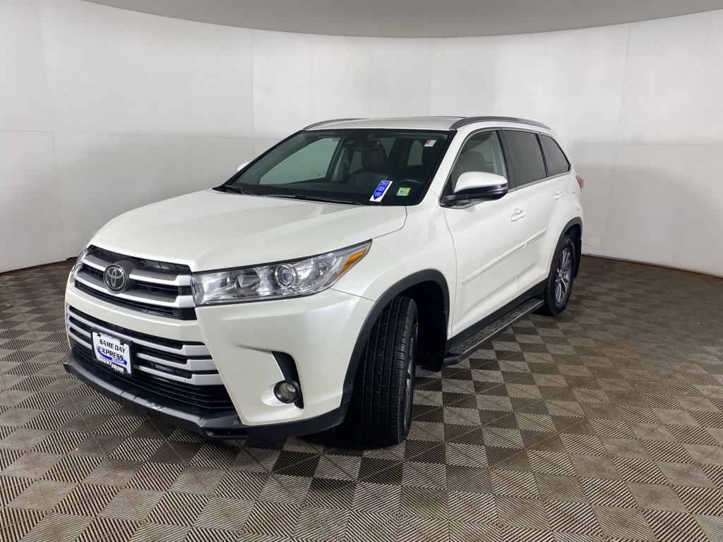Used 2019 Toyota Highlander XLE image 6