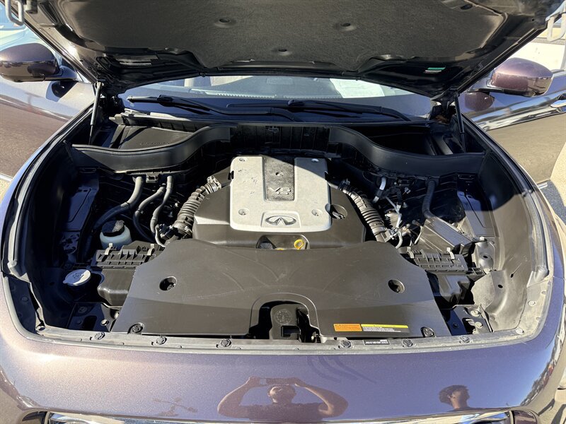 Used 2011 INFINITI FX35 AWD w/ Premium Pkg image 36