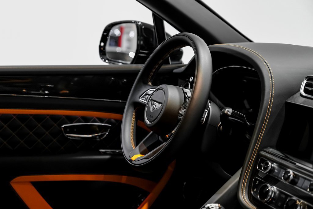 Used 2023 Bentley Bentayga Speed image 13