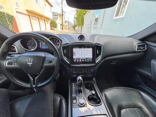 Used 2017 Maserati Ghibli RWD image 43