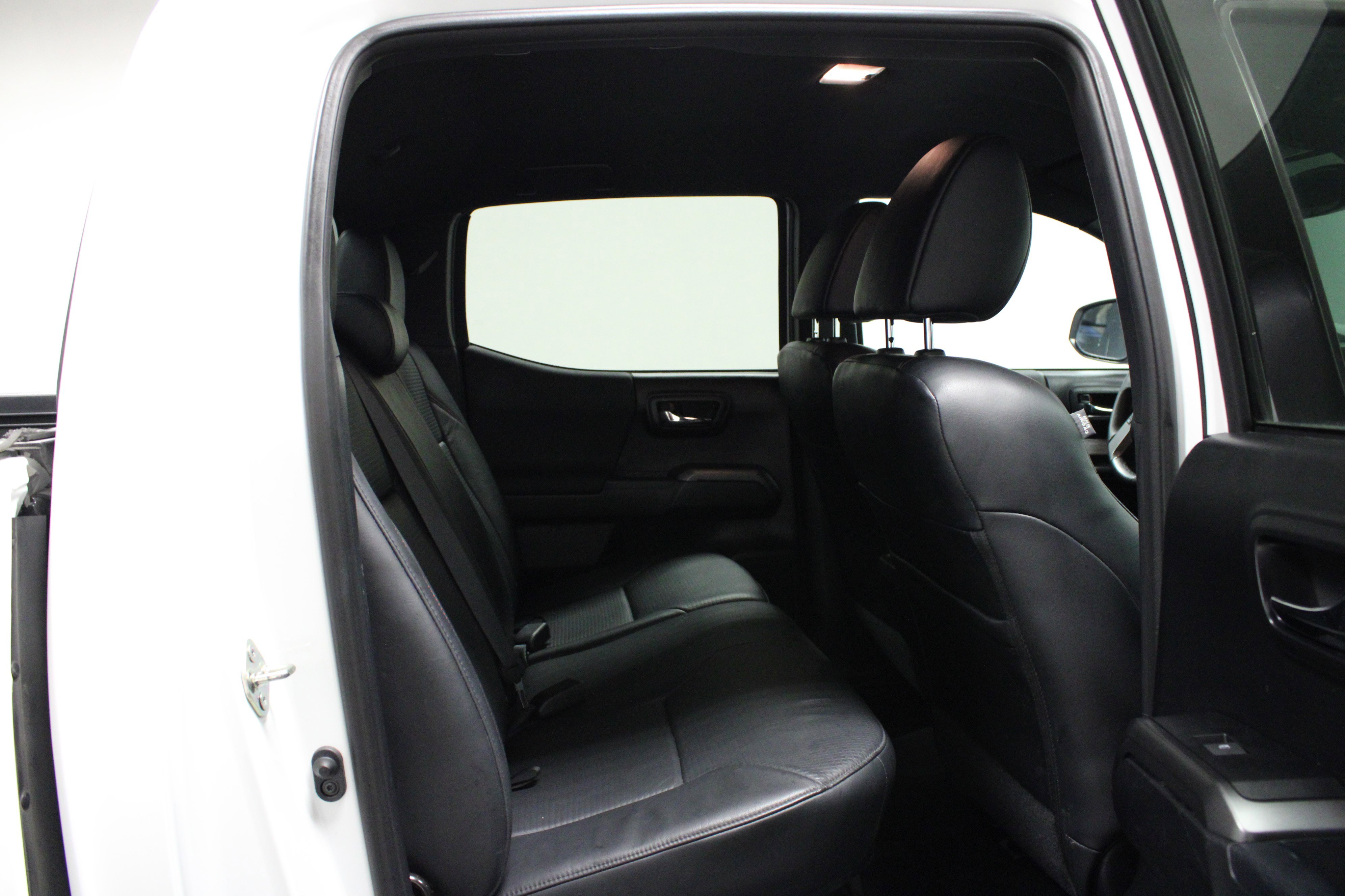 Used 2018 Toyota Tacoma TRD Pro image 15