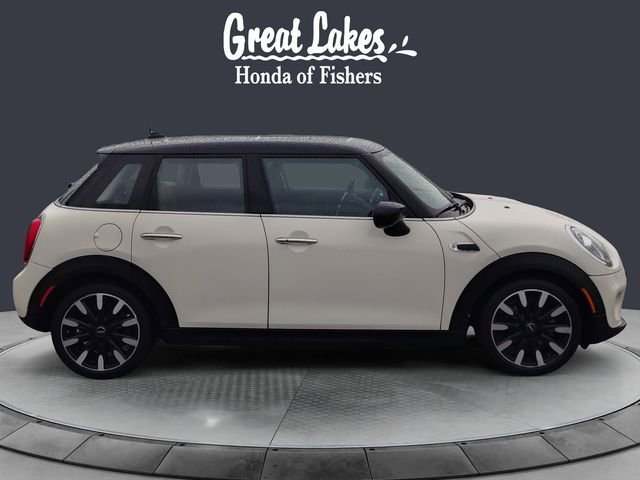 Used 2020 MINI Cooper 4-Door Hardtop FWD image 6