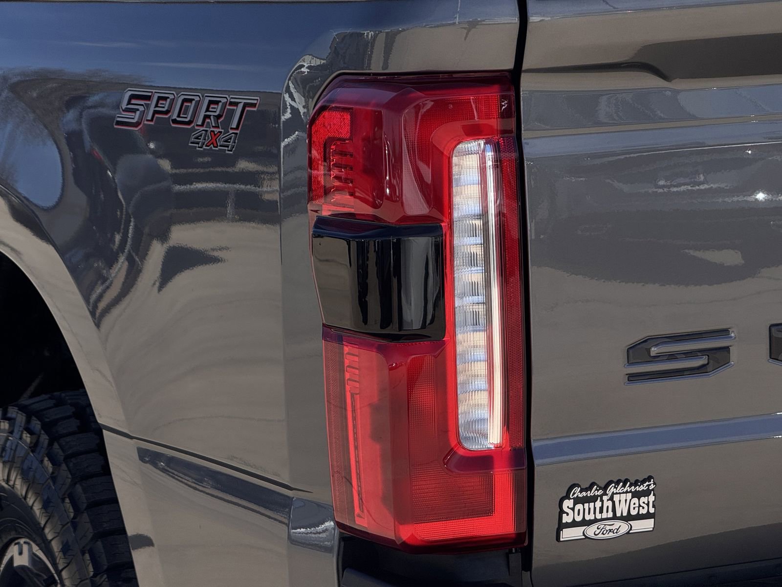 Used 2024 Ford F250 Lariat w/ Lariat Ultimate Package image 14