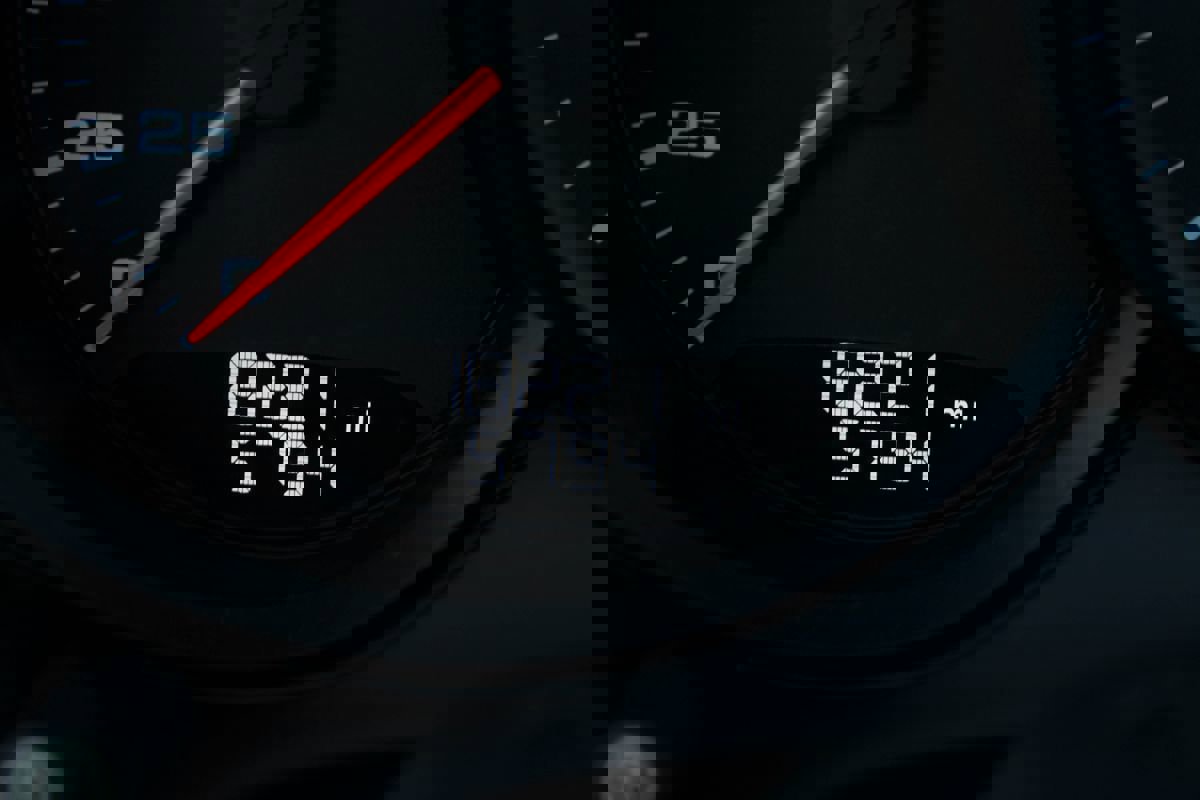 Used 2018 Porsche 718 Boxster RWD image 25