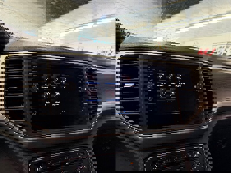 Used 2021 Volkswagen Atlas SE image 24