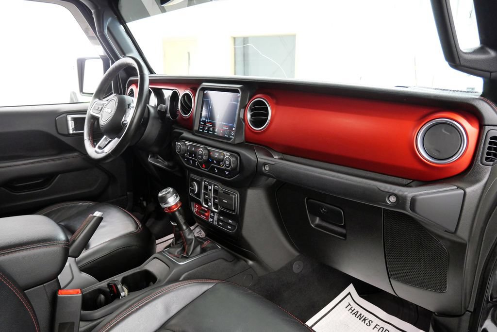Used 2020 Jeep Gladiator Rubicon w/ Dual Top Group AWD/4WD image 16