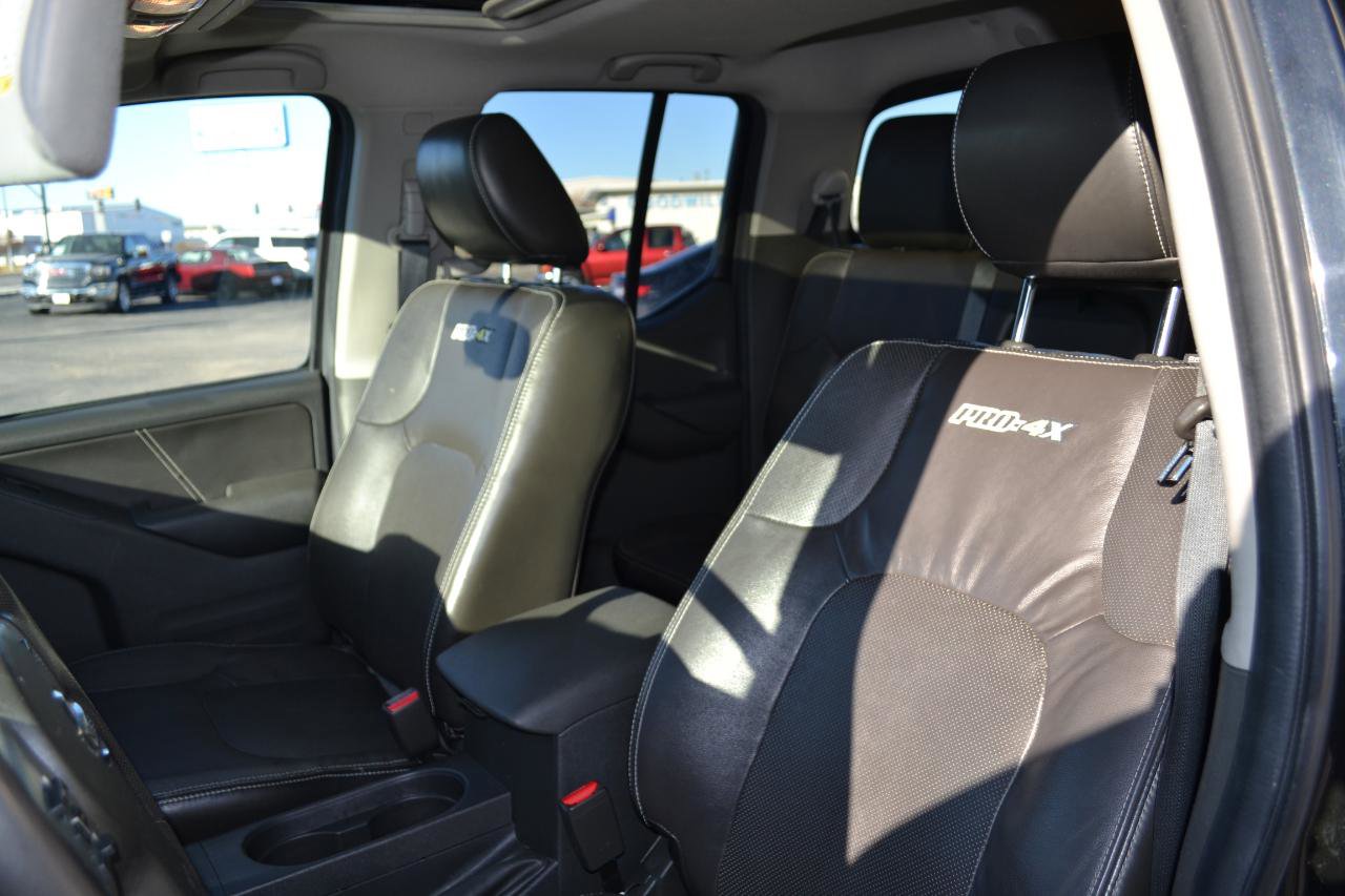 Used 2016 Nissan Frontier PRO-4X w/ Pro-4x Luxury Package image 25