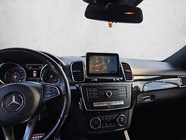 Used 2019 Mercedes-Benz GLE 400 4MATIC image 14