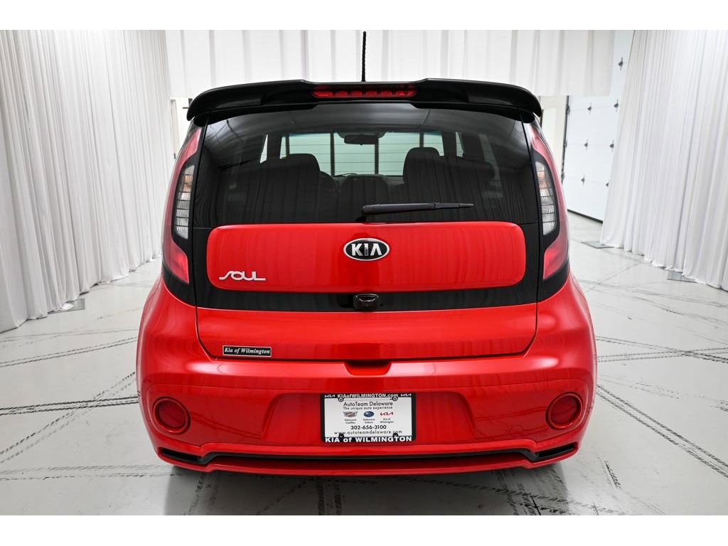 Used 2019 Kia Soul + image 6