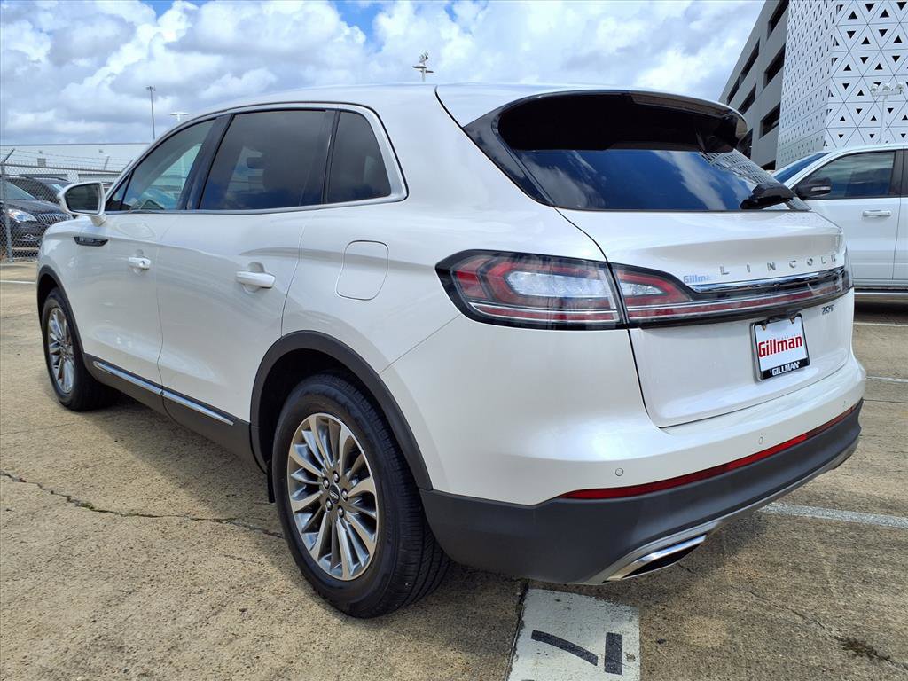 Used 2019 Lincoln Nautilus Select image 4