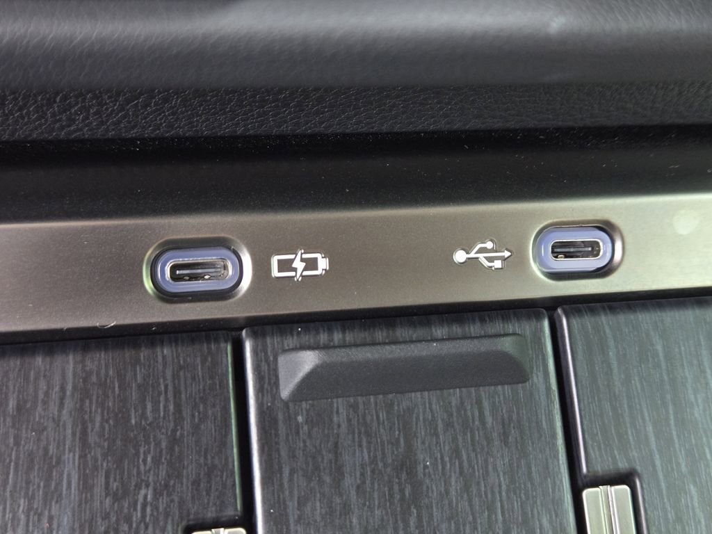 Used 2024 Lexus GX 550 image 21